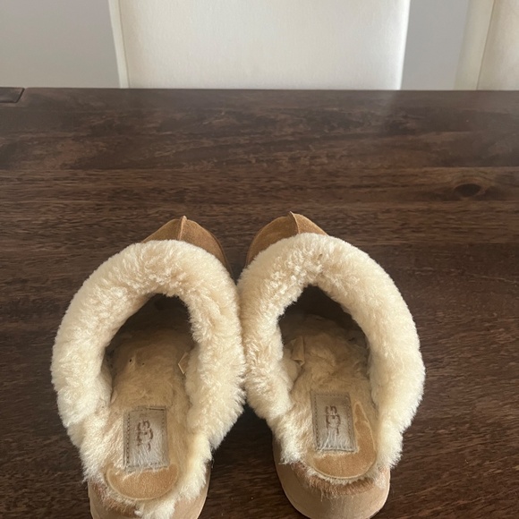 UGG Disquette Suede Fur Platform Slippers - Picture 2 of 6